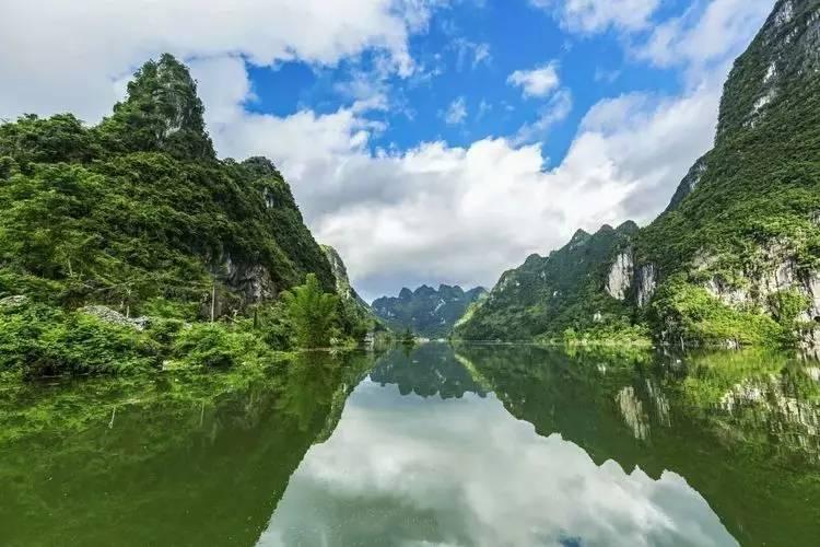 生肖鼠2024好运炸裂：一顺百顺，好运开启！